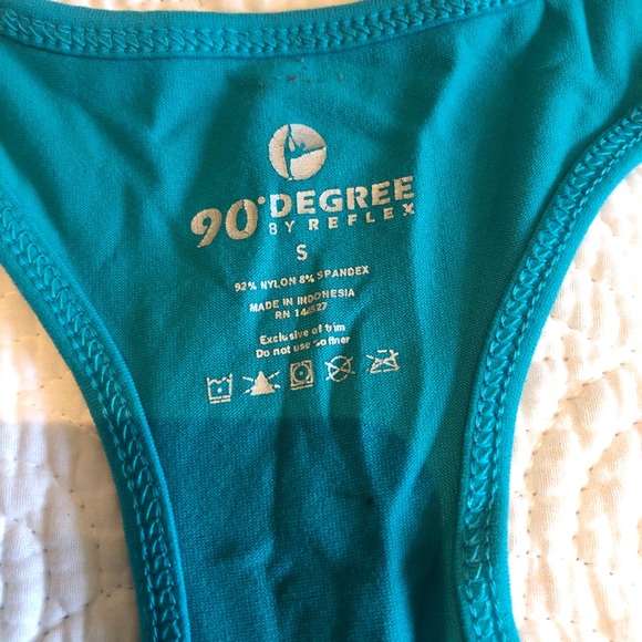 Three Workout Tank-tops - Picture 3 of 3